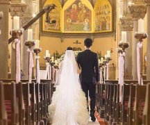 不同婚禮儀式，男士應該搭配什么樣的定制西裝